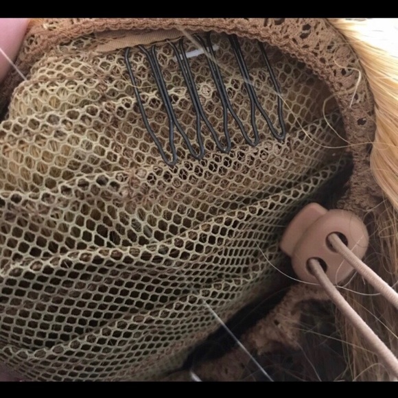 Ponytail Ariana Grande look ponytail Clipi… - Picture 6 of 8